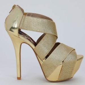 Qupid Platform Metallic Criss Cross Sandal